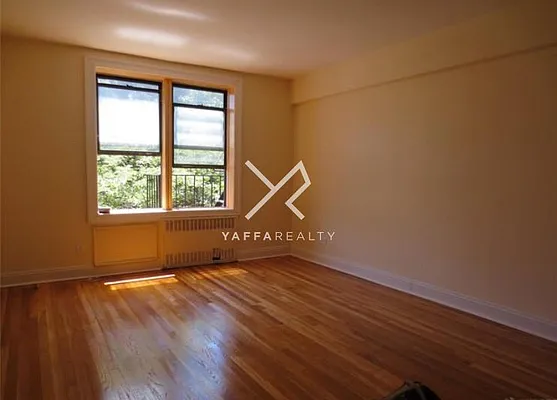Rented by Yaffa Realty LLC | media 2