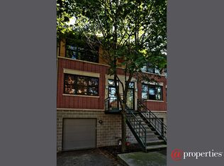 2041 W Webster Ave, Chicago, IL 60647