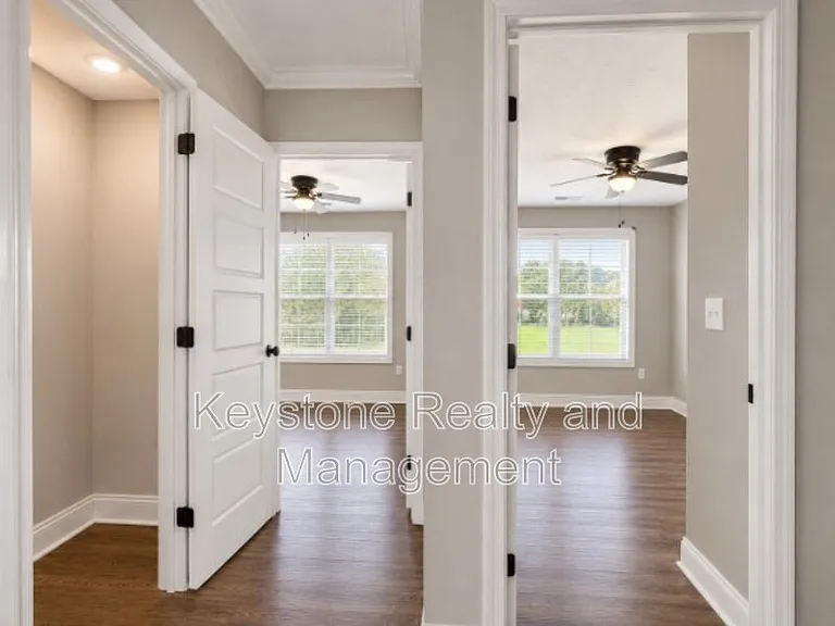 146 Village Dr — Photo 15