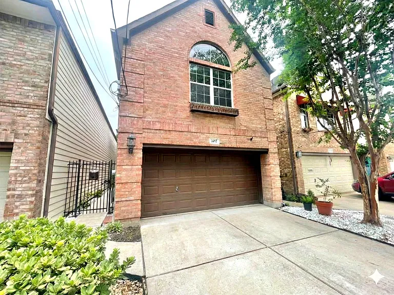 1622 Cohn St — Photo 1