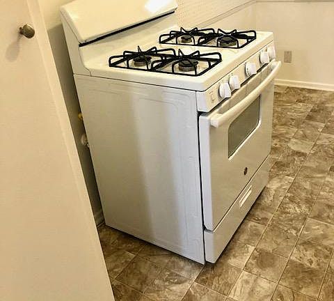 5th image of 3671 Vinton Ave #3