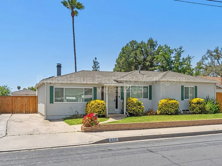 816 Oro St — Photo 1