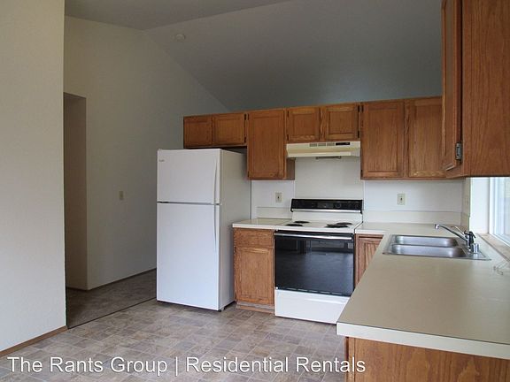 4th image of 1319 Creekwood Ct SE