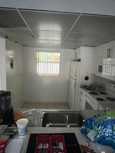 18101 NW 68th Ave APT C210, Hialeah, FL, 33015