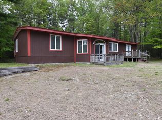 44 Mackenzie Ave, Lincoln, ME 04457