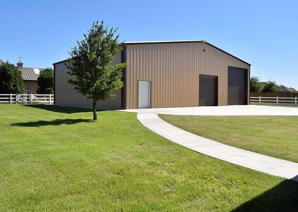 1st image of 6501 Saddle Horn Ln