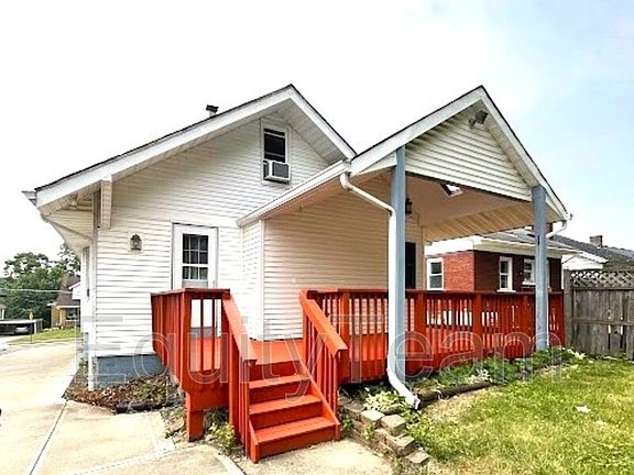 2nd image of 4020 Saint Martins Pl