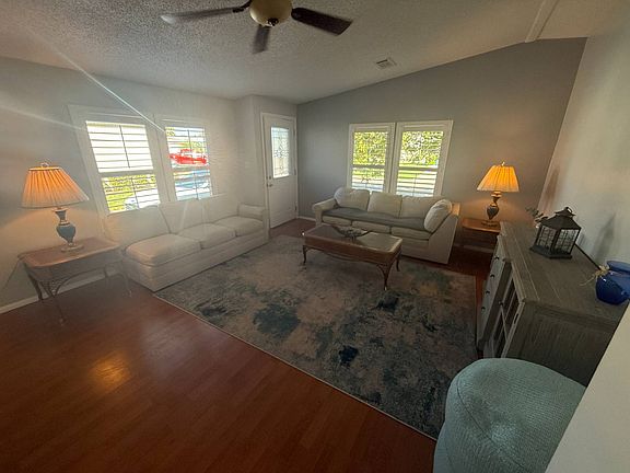 4th image of 4097 Avenida Del Tura