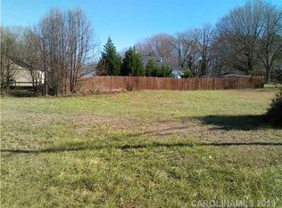 1425 Pleasant Plains Rd, Matthews, NC 28105