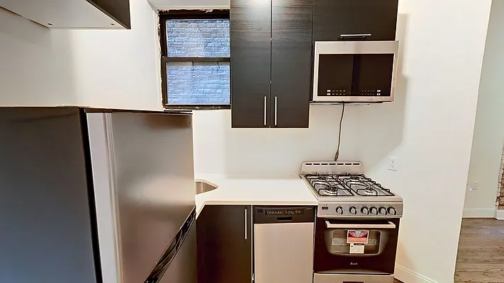 Rented by Dream NYC LLC | media 17