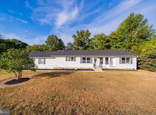 35780 Army Navy Dr, Mechanicsville, MD 20659