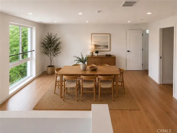 176 N Catalina Ave #405, Pasadena, CA 91106