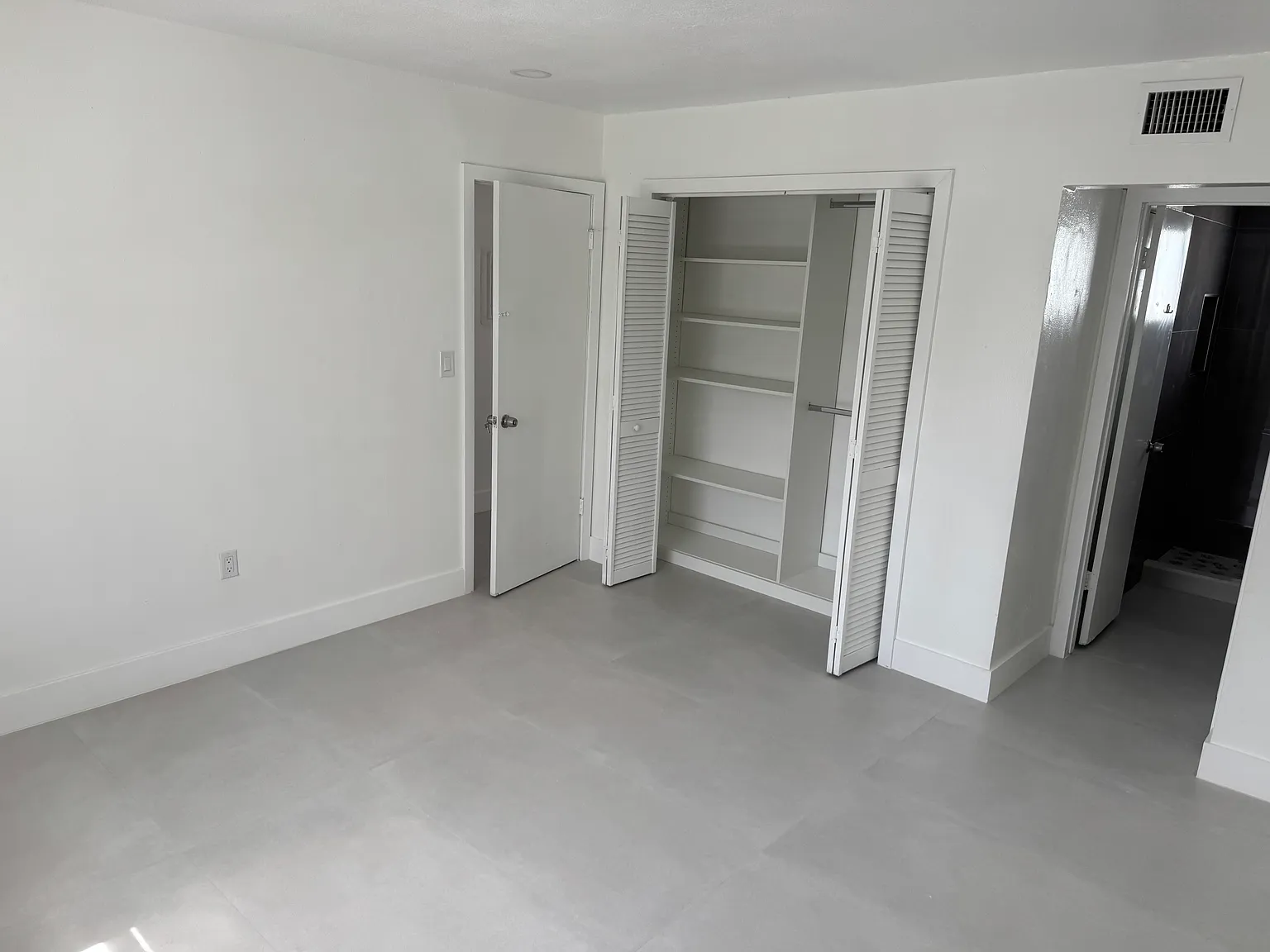 1 bed, 720 sqft, $1,800 — Photo 4