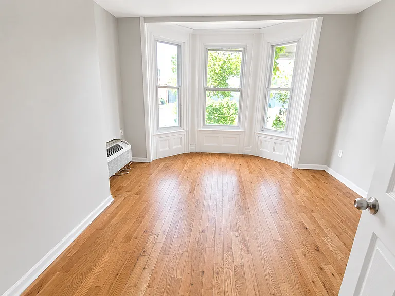 738 Clinton Ave #1 — Photo 4