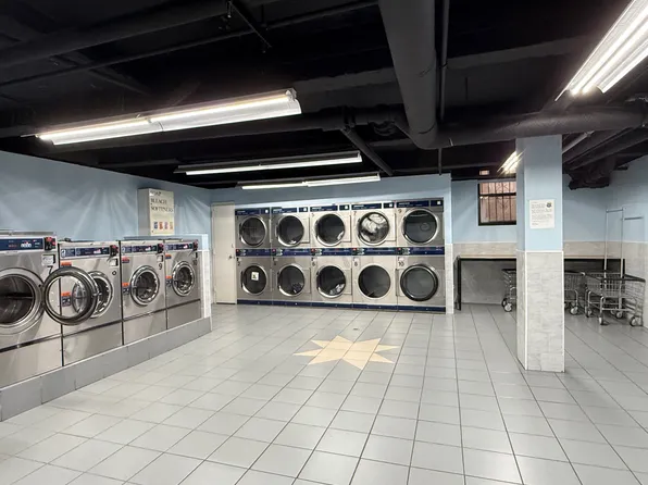 67-40 Yellowstone Boulevard image 11 of 12