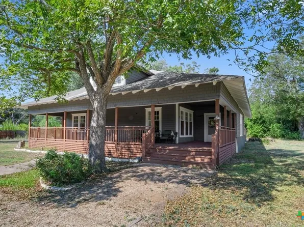 209 S Bowie St, Bartlett, TX 76511