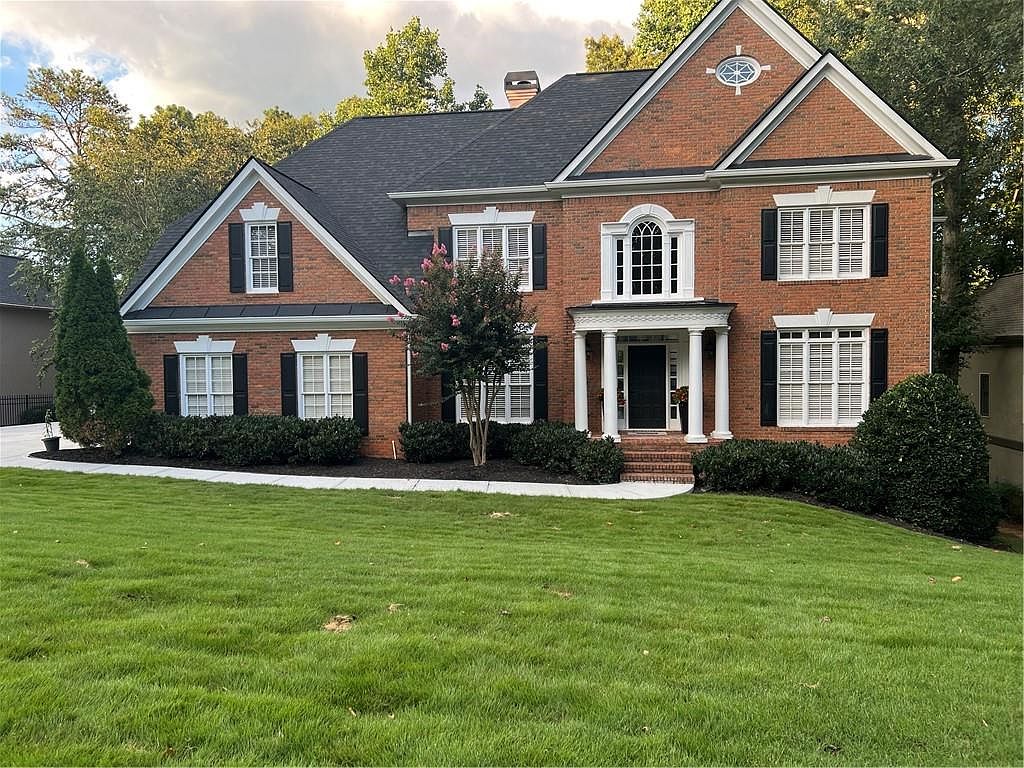 1010 Quaker Ridge Way