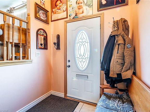 5th image of 75 Hanover Pl