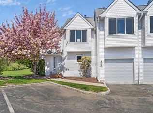 8 Jefferson Ct #8, Montville, NJ 07045