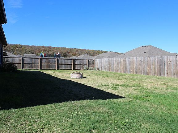 2nd image of 964 Richland Creek Ave