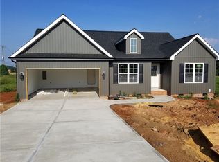 111 Morgans Way Ln, Lexington, NC 27292