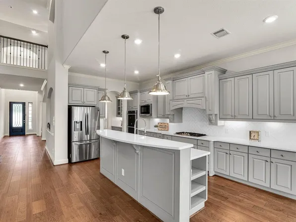 13619 Nearpoint Ln, Tomball, TX 77377
