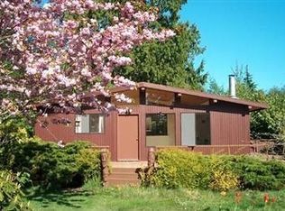 313 Marine Dr, Point Roberts, WA
