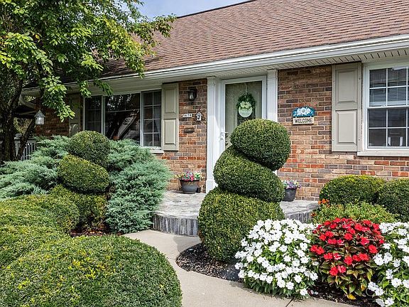 2nd image of 5678 Hollowview Ct