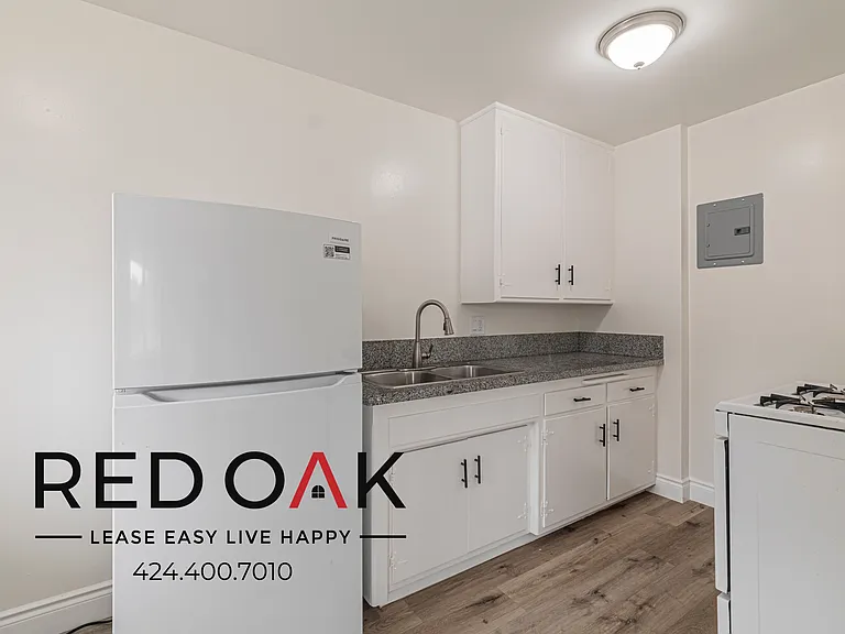 6553 Pickering Ave #F — Photo 9