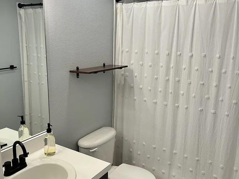 2900 W Azeele St #M — Photo 12