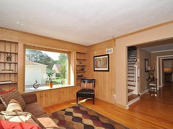 3rd image of 5859 N Santa Monica Blvd