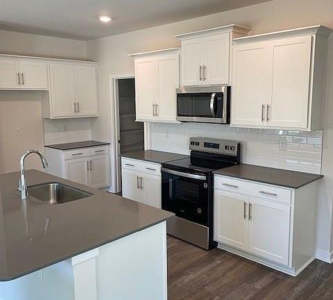 2nd image of 107 Windstone Common Ln