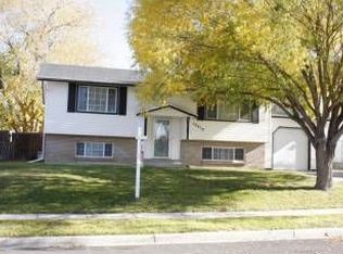 10419 S Amaryllis St, Sandy, UT 84094