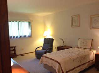 24214 S Timberline Trl, Crete, IL 60417