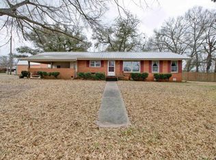 2001 W Main St, Henderson, TX 75652