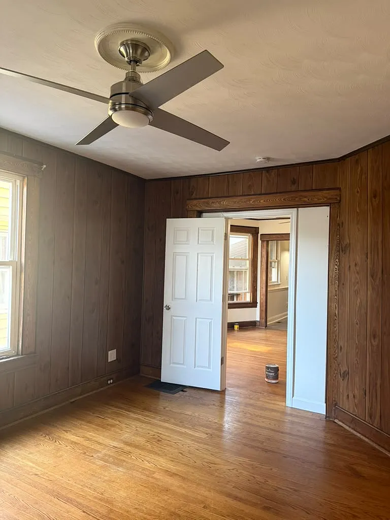 3 bed, 1300 sqft, $2,200 — Photo 4
