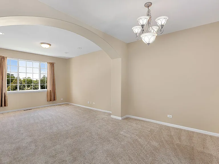 2392 Oakfield Ct — Photo 9