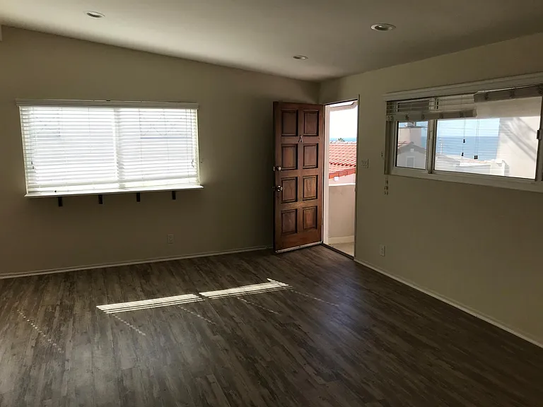 125 Gull St #A — Photo 12