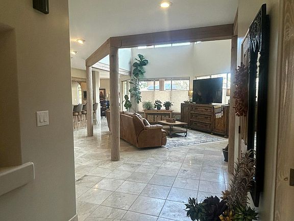 3rd image of 12515 Crested Moss Rd NE