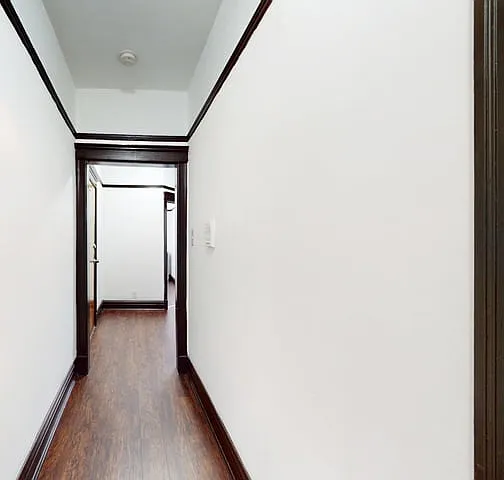 4859 S. Champlain Avenue — Photo 28