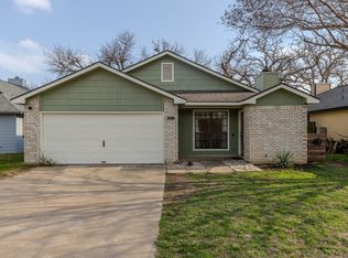 1611 Somerset Dr, Round Rock, TX 78681