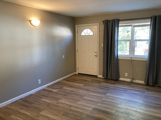 1st image of 311 N Lincoln Ave APT 6