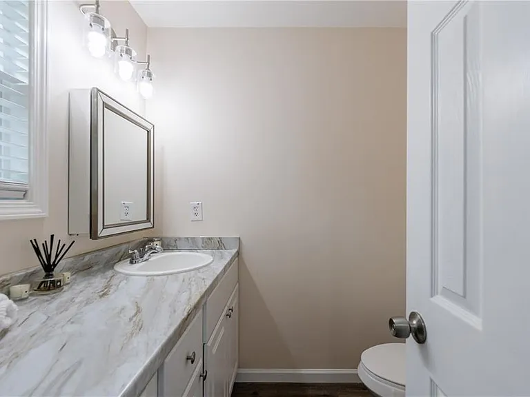 1248 Falling Water Dr SE — Photo 20