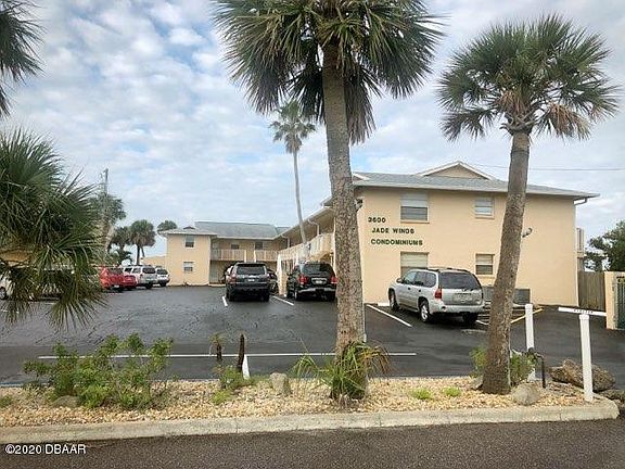 2nd image of 3600 S Peninsula Dr APT 2