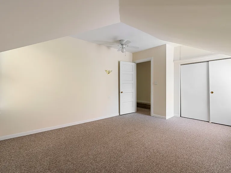 1235 Ridge Ave — Photo 26