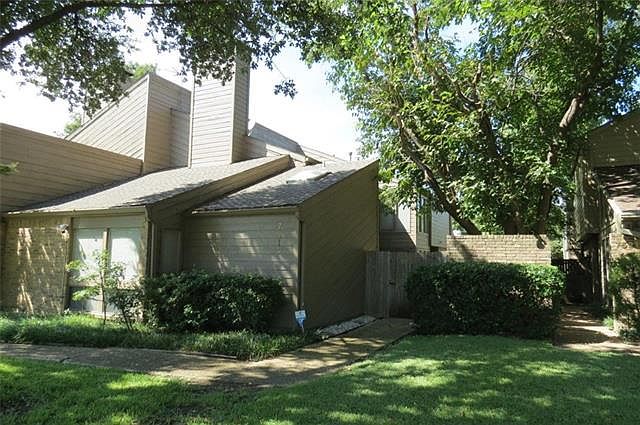 1st image of 7519 Village Trail Dr
