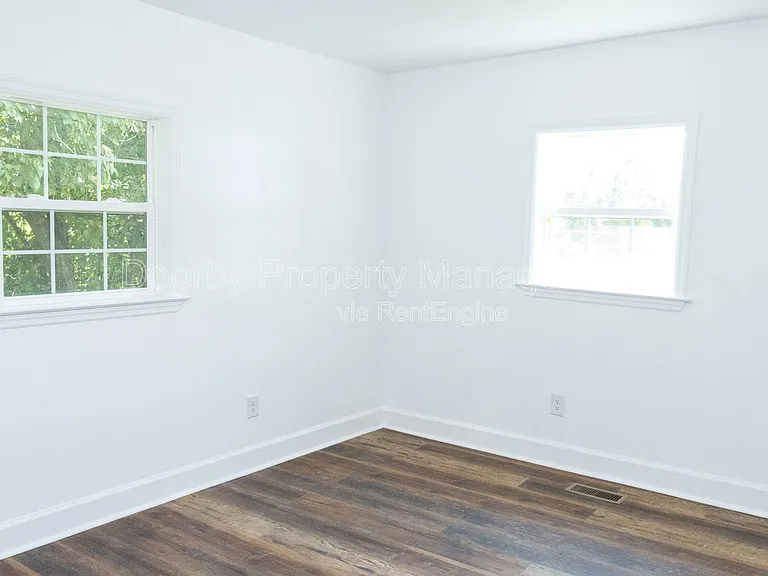 196 Rogers Rd — Photo 9
