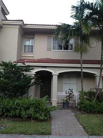 1st image of 2581 SW 83rd Ave #103
