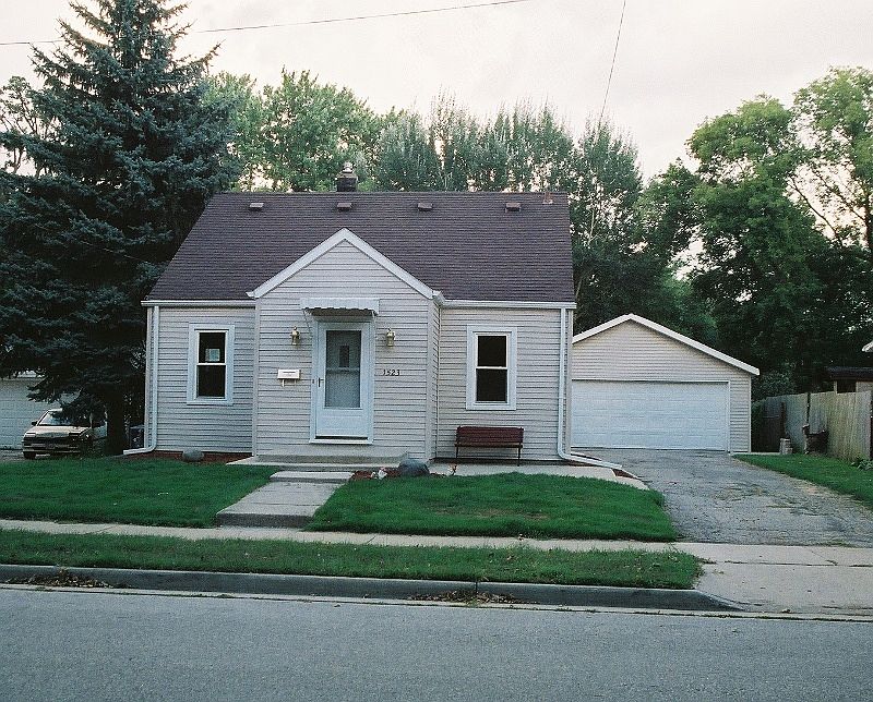 Over 1600 sq ft
