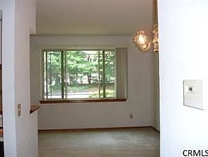 3rd image of 109 Burgoyne Dr